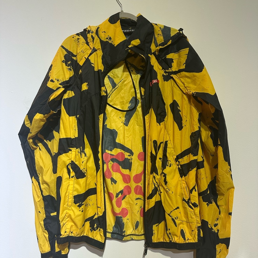 Off-White Yellow and Black Artistic Windbreaker